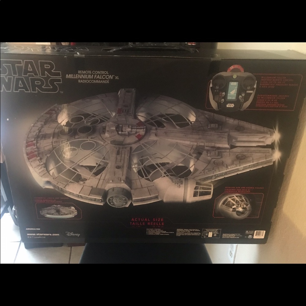 Star Wars AIR HOGS Millennium Falcon XL Edition